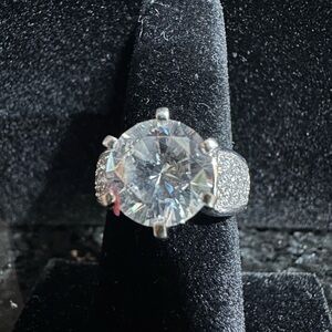 Intricate Silver Women's Ring